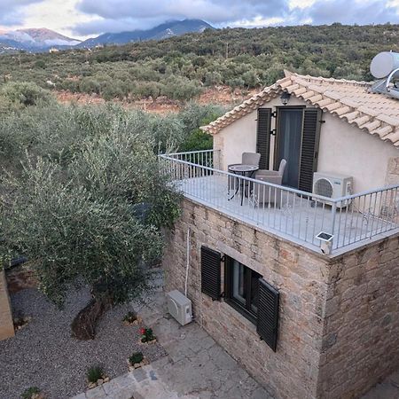 Magnificent, Authentic Private Villa And The Guest House Kardhamili Exteriör bild