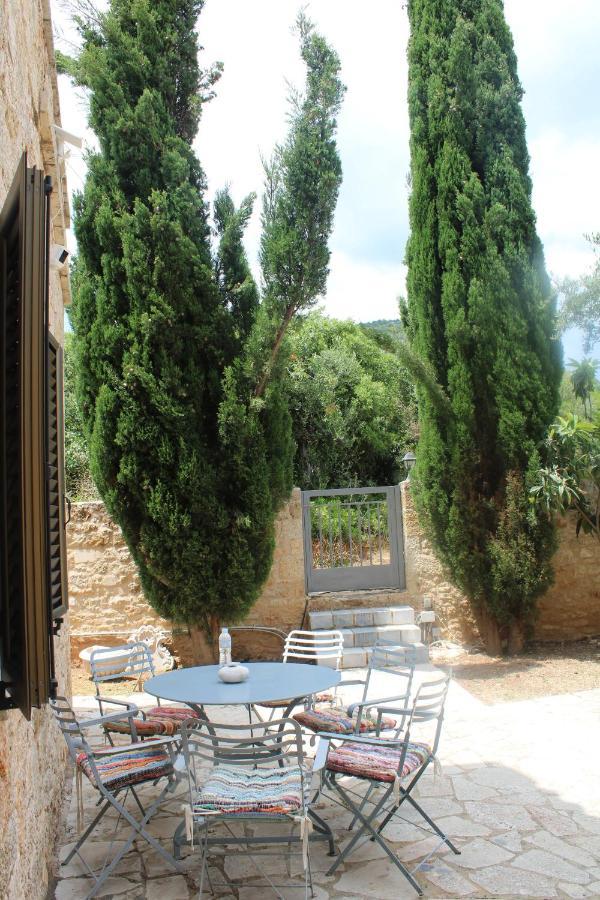 Magnificent, Authentic Private Villa And The Guest House Kardhamili Exteriör bild