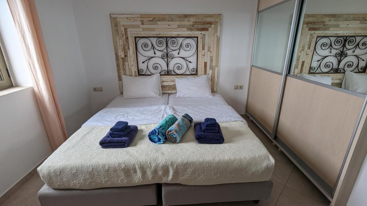 Magnificent, Authentic Private Villa And The Guest House Kardhamili Exteriör bild