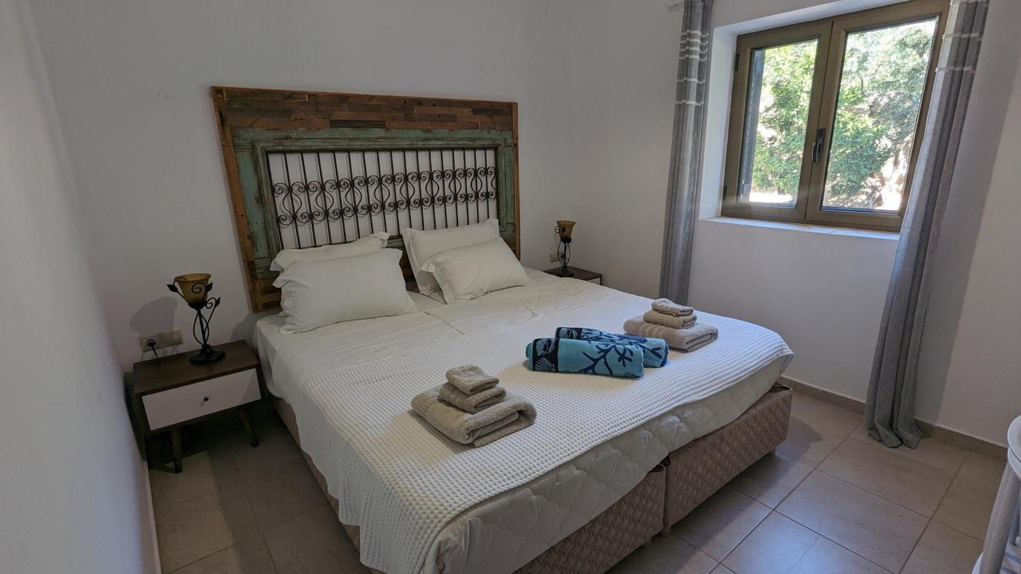 Magnificent, Authentic Private Villa And The Guest House Kardhamili Exteriör bild